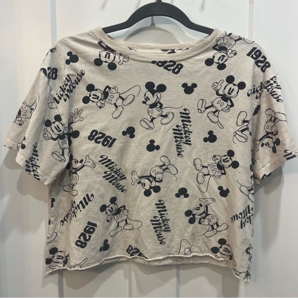 Disney Mickey Mouse Cropped T-Shirt Women's Size Medium‎ Off White Short Sleeve